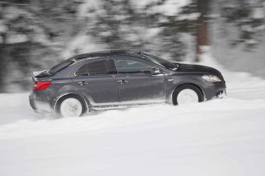  Suzuki Kizashi Sport 4x4 2011 года  (фото 9 из 22)